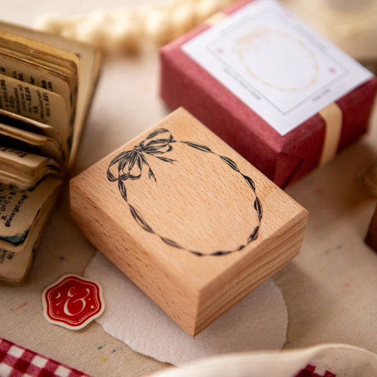 OURS Studio Rubber Stamp Ovel Ribbon Frame